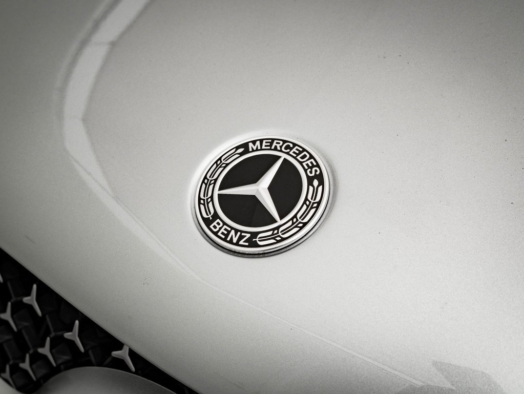 Certified 2025 Mercedes-Benz GLE 350 4MATIC image 3