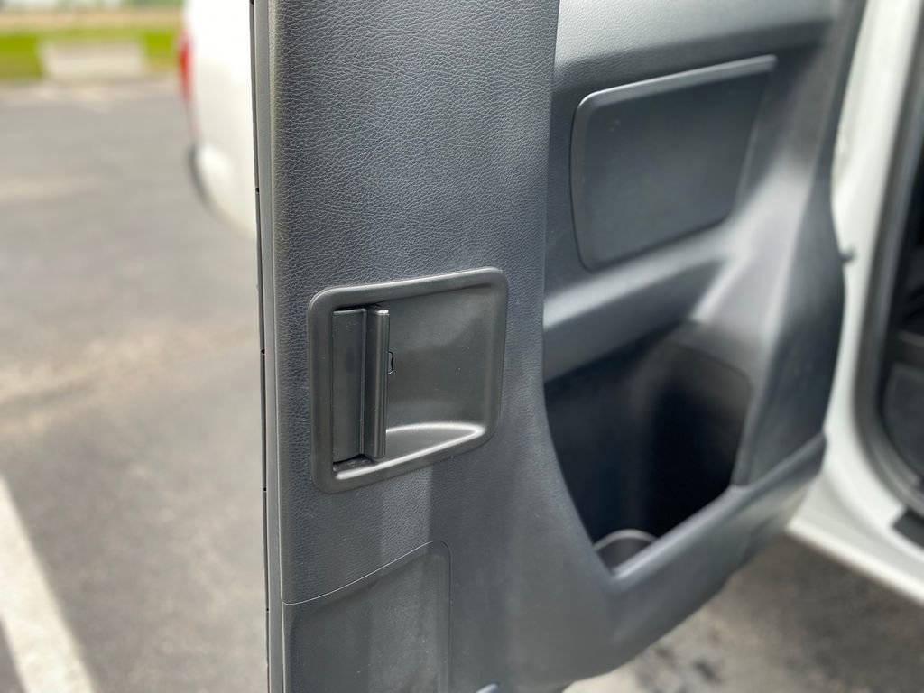 Used 2021 Toyota Tacoma SR RWD image 14