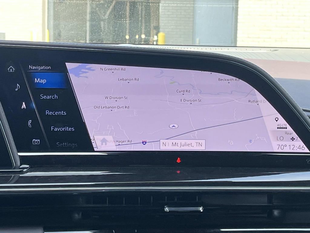 Used 2022 Cadillac Escalade Premium Luxury Platinum image 16