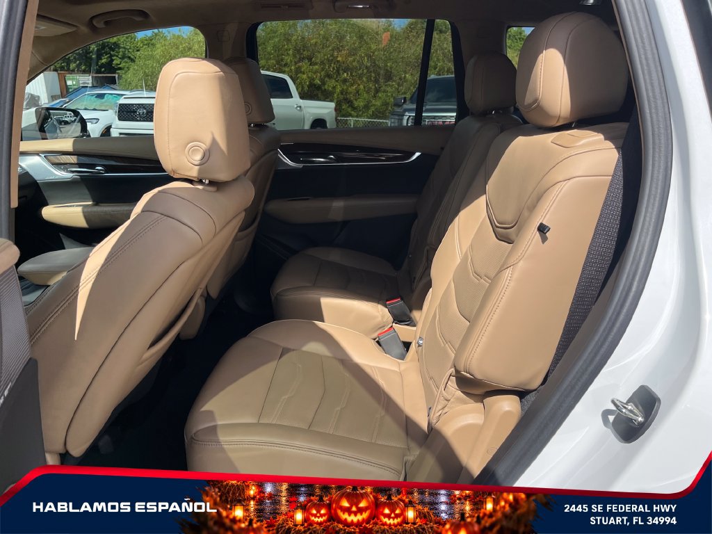 Used 2023 Cadillac XT6 Premium Luxury w/ Platinum Package AWD/4WD image 11