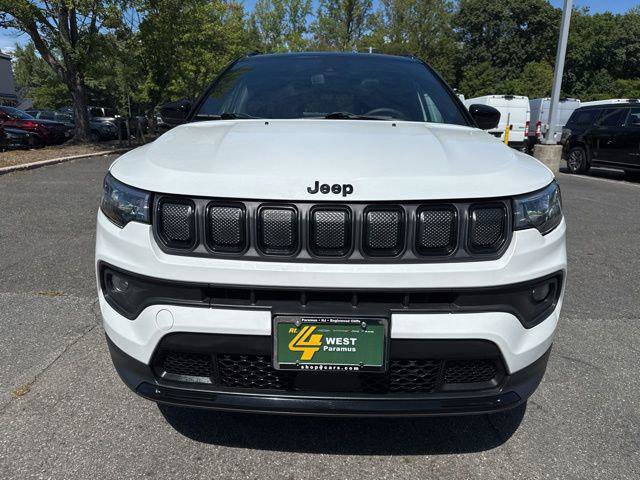 Certified 2022 Jeep Compass Altitude w/ Sun and Sound Group image 2
