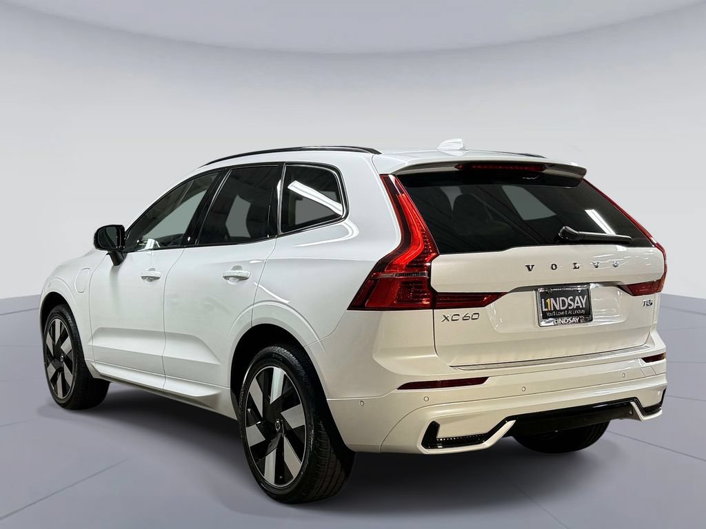 Used 2025 Volvo XC60 T8 Plus w/ Protection Package Premier AWD/4WD image 12