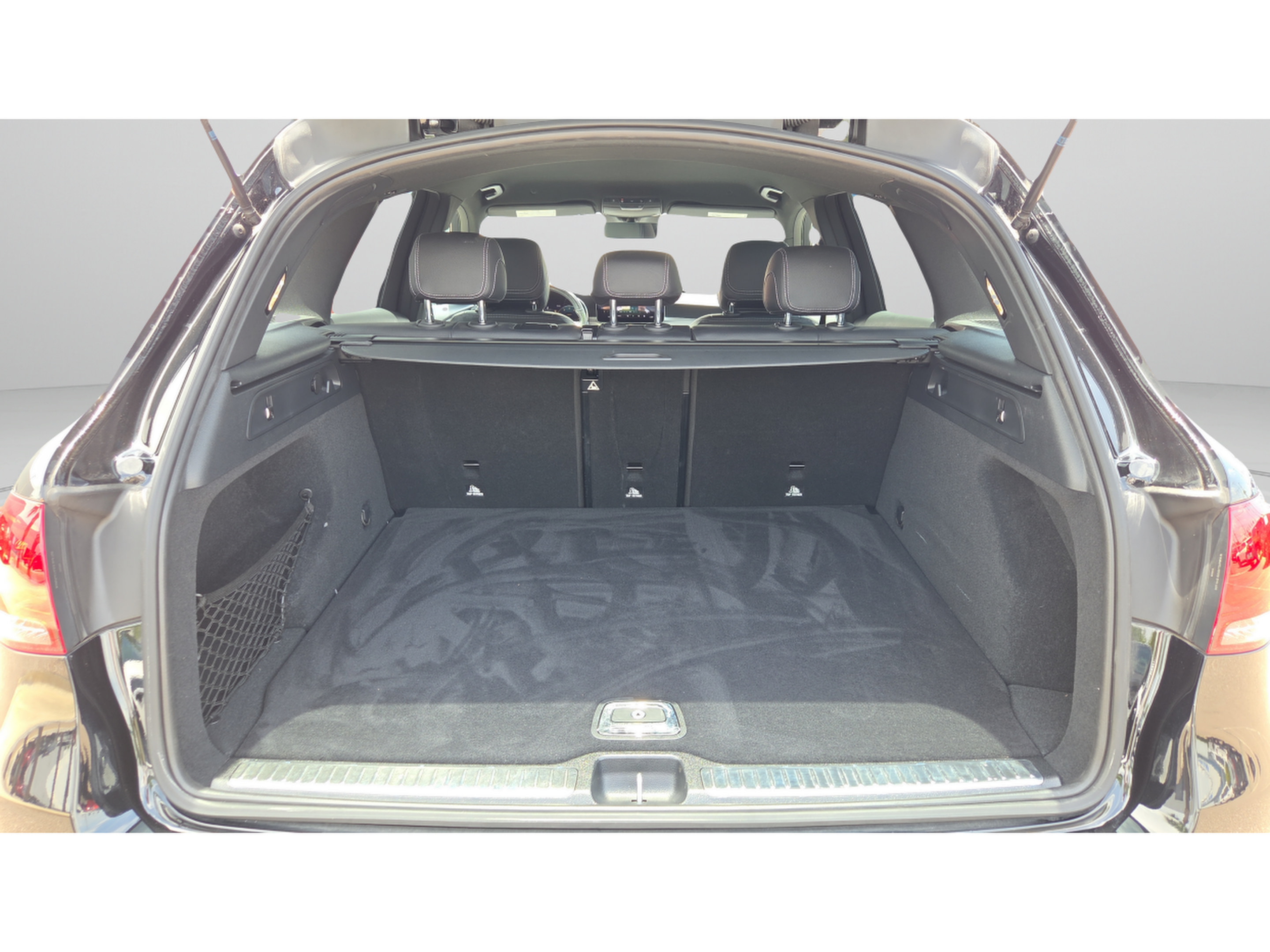 Used 2022 Mercedes-Benz GLC 300 image 9