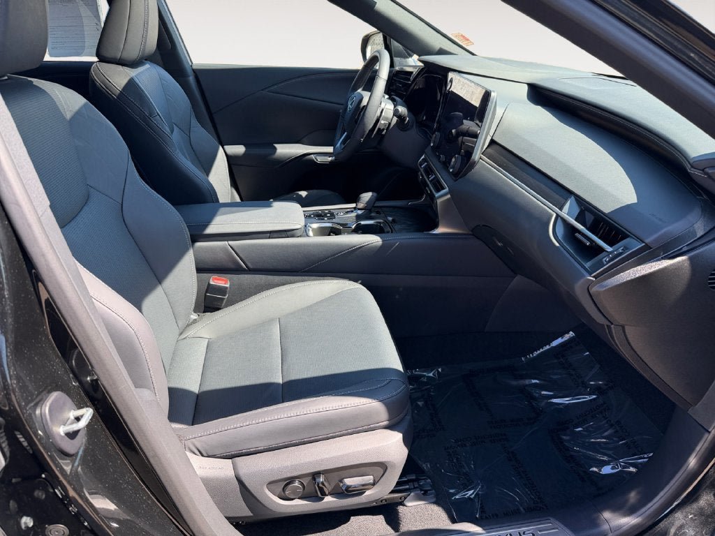 Used 2025 Lexus RX 350 w/ Convenience Package AWD/4WD image 24