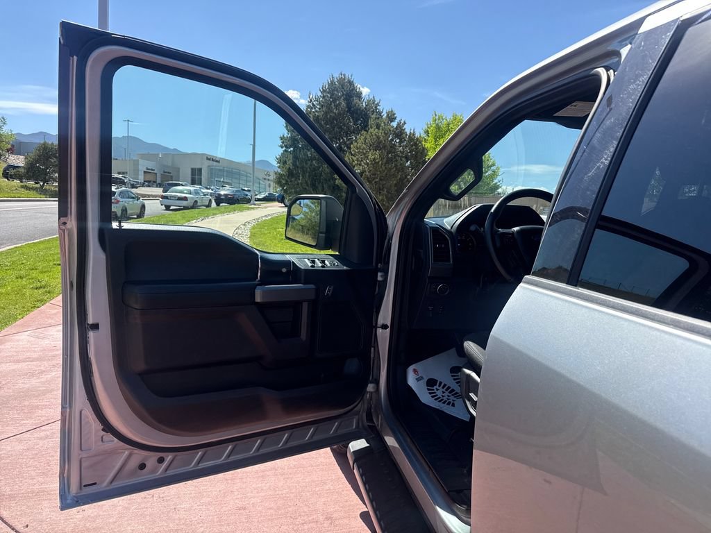 Used 2020 Ford F150 XLT w/ Equipment Group 302A Luxury AWD/4WD image 10