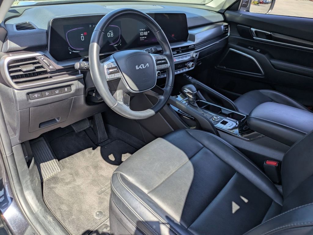Used 2025 Kia Telluride S image 18