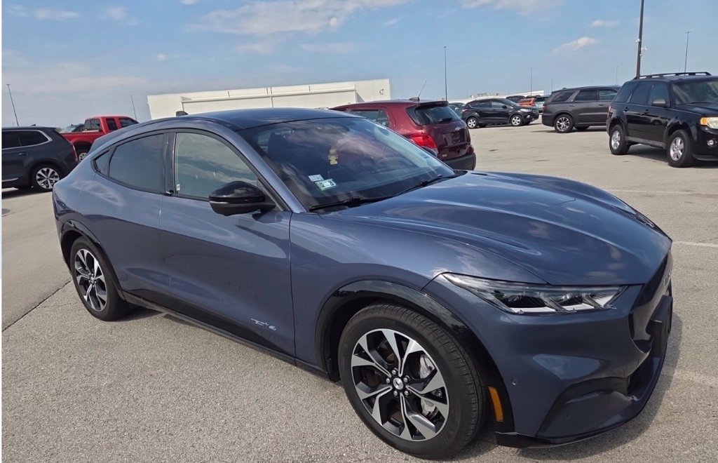 Used 2021 Ford Mustang Mach-E Premium AWD/4WD image 3