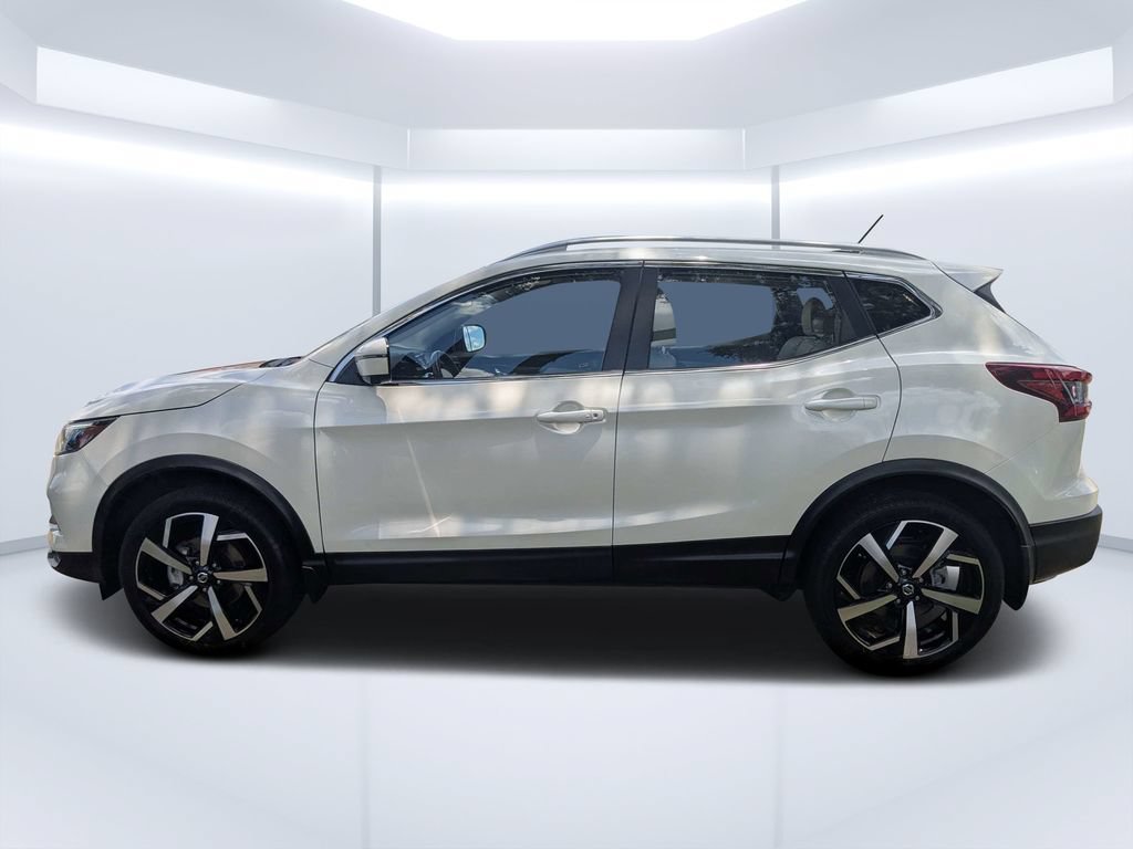 Used 2022 Nissan Rogue Sport SL w/ Premium Package FWD image 6