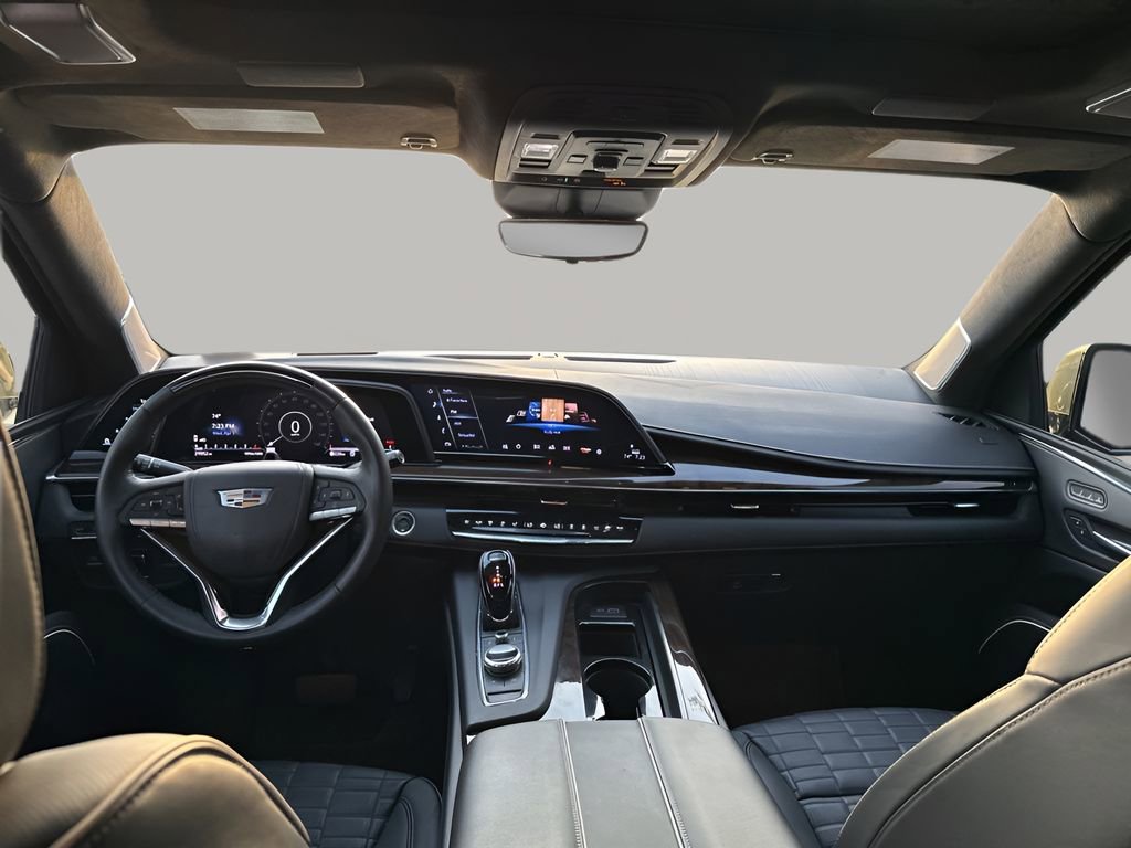 Used 2024 Cadillac Escalade Sport Platinum w/ LPO, ONYX Package image 24