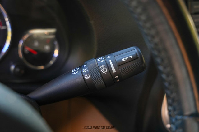 Used 2016 Jeep Wrangler Unlimited Rubicon w/ Connectivity Group image 37