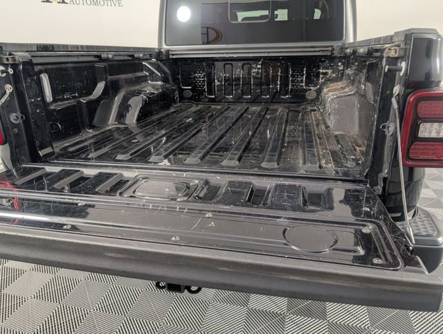 Used 2020 Jeep Gladiator Overland AWD/4WD image 28