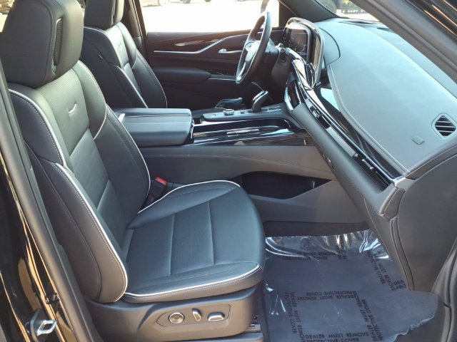 Used 2024 Cadillac Escalade ESV Sport w/ LPO, ONYX Package AWD/4WD image 15