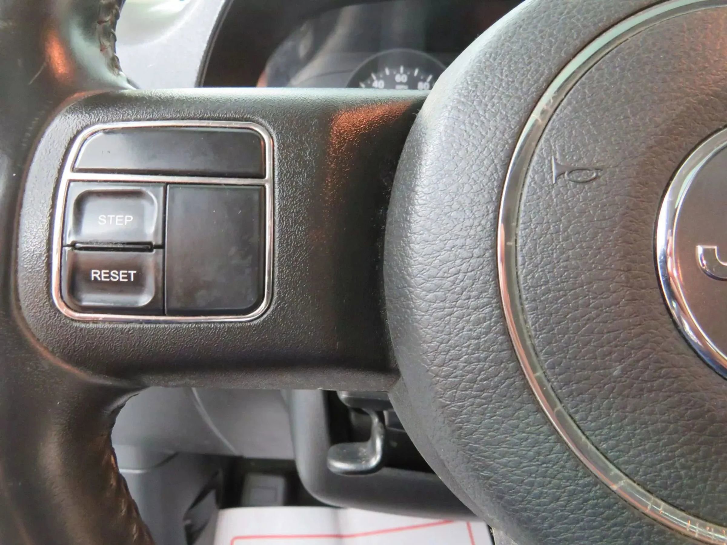 Used 2013 Jeep Compass Latitude w/ Sun/Sound Group FWD image 16