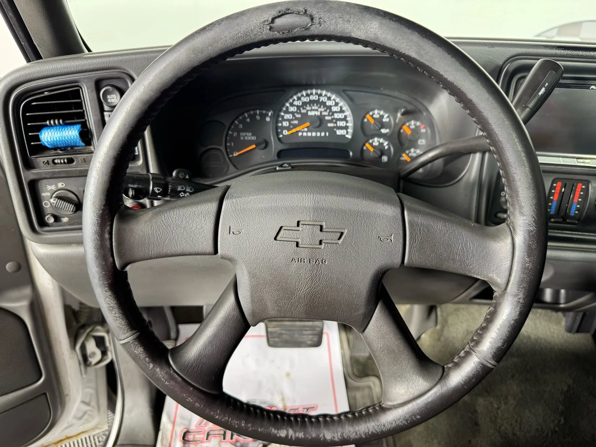 Used 2006 Chevrolet Silverado 1500 LT w/ Light Duty Power Package image 13