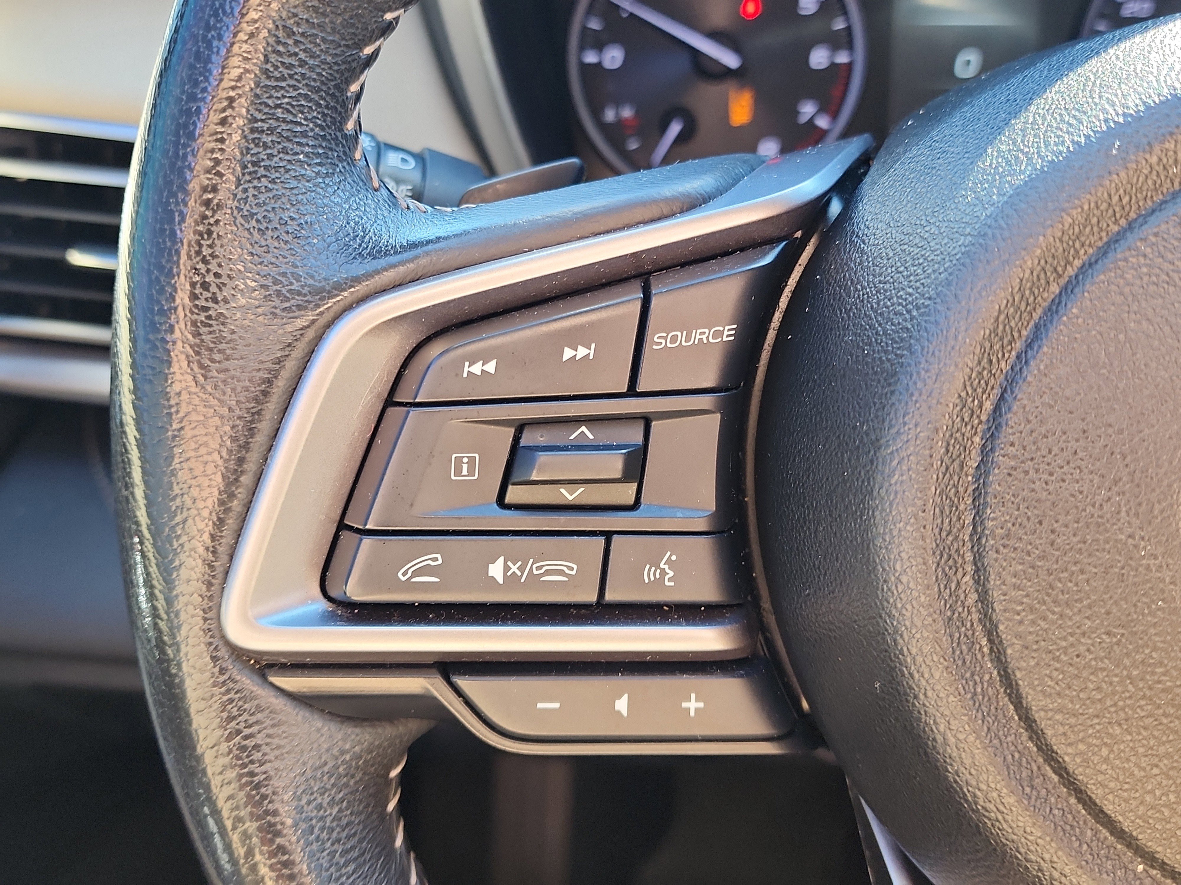 Used 2023 Subaru Outback Limited image 20