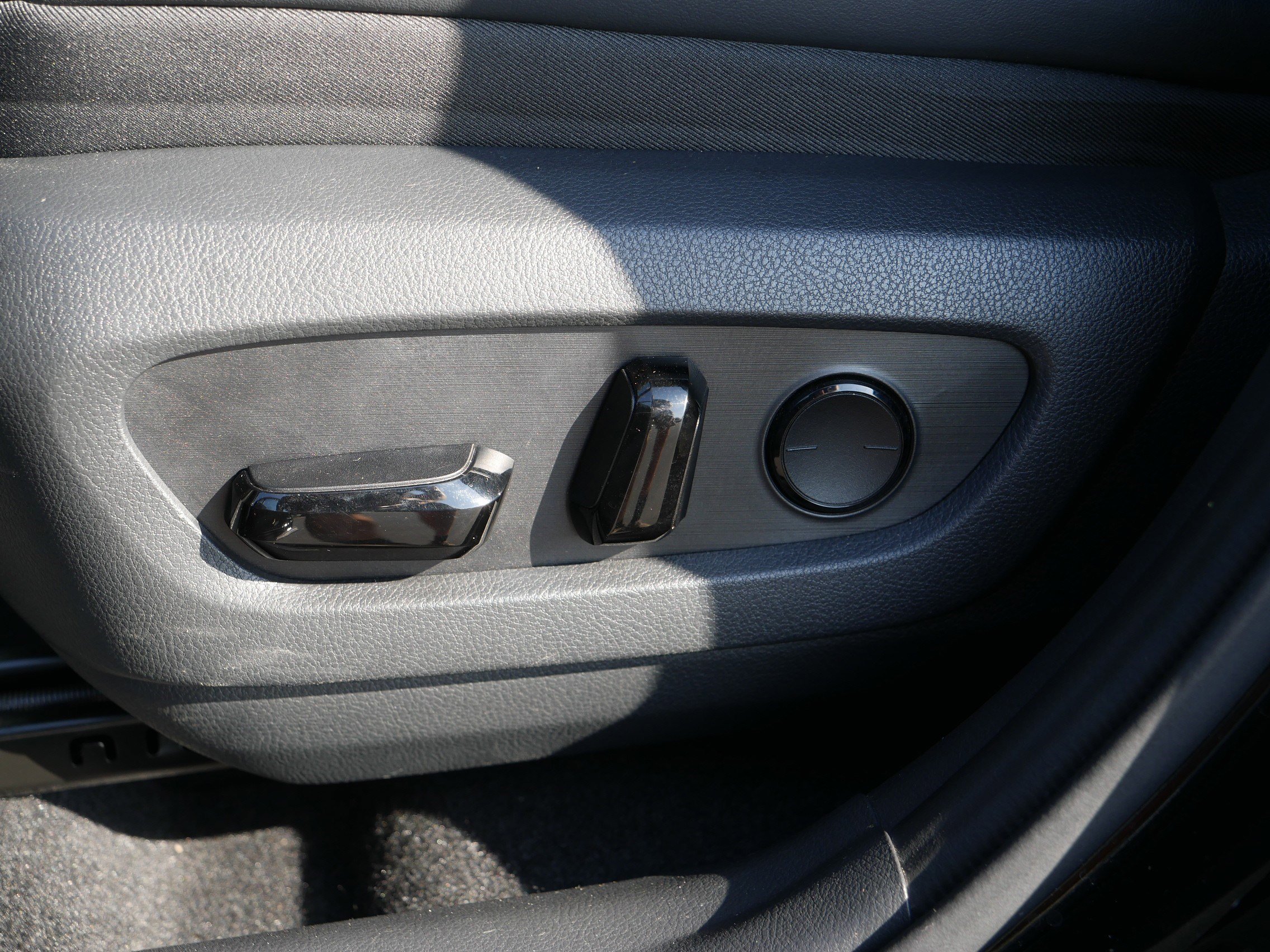 Used 2025 Lexus NX 450h+ F Sport image 20