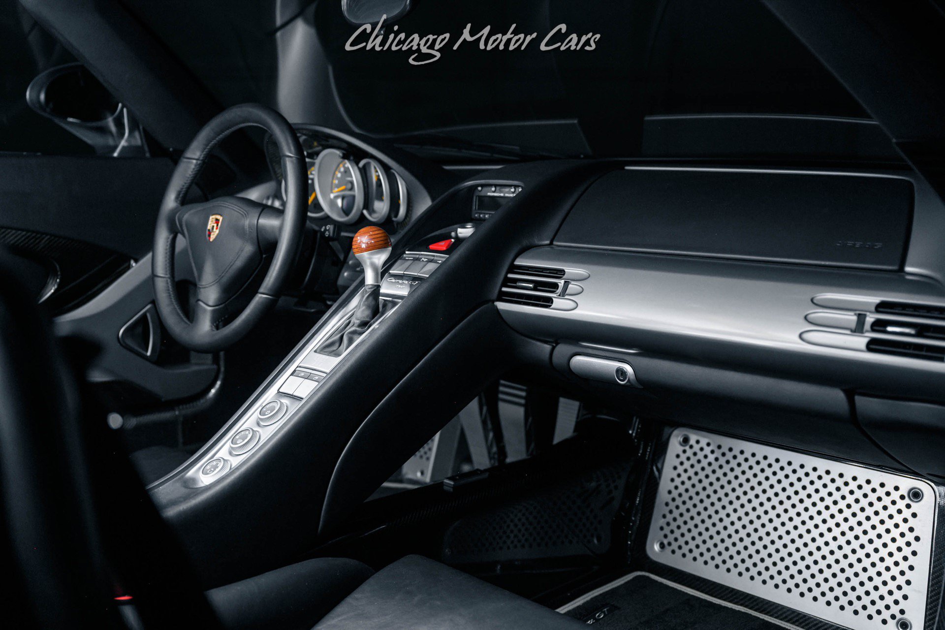Used 2005 Porsche Carrera GT RWD image 22