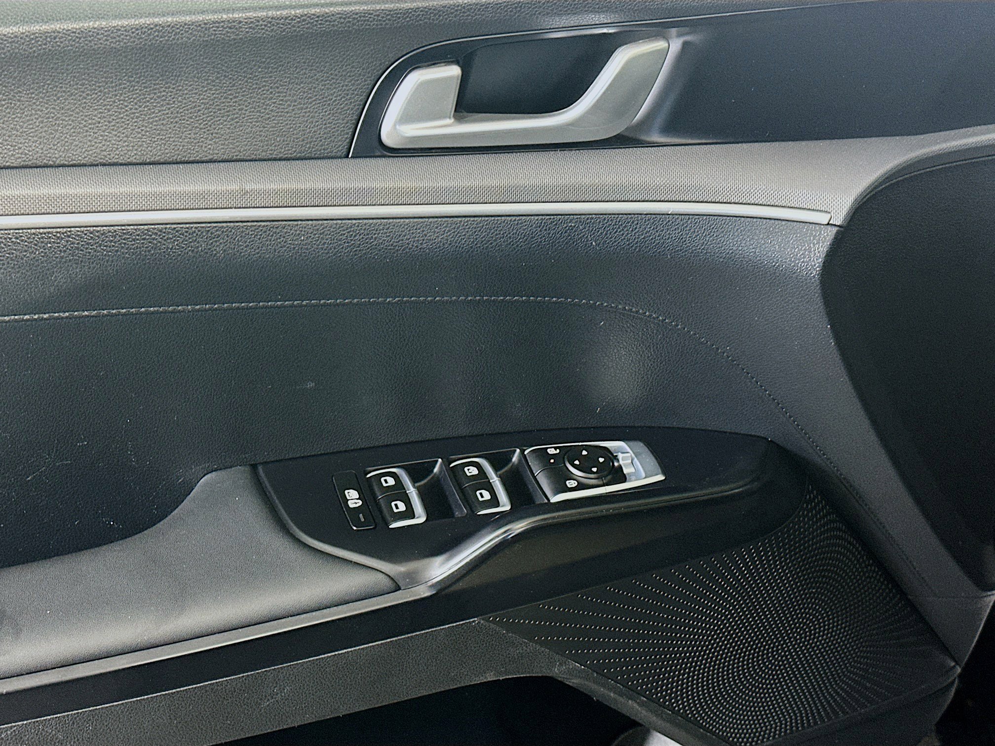 Used 2025 Kia K5 LXS image 15