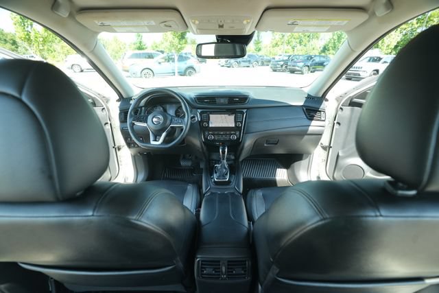 Used 2019 Nissan Rogue SL w/ Premium Package AWD/4WD image 25