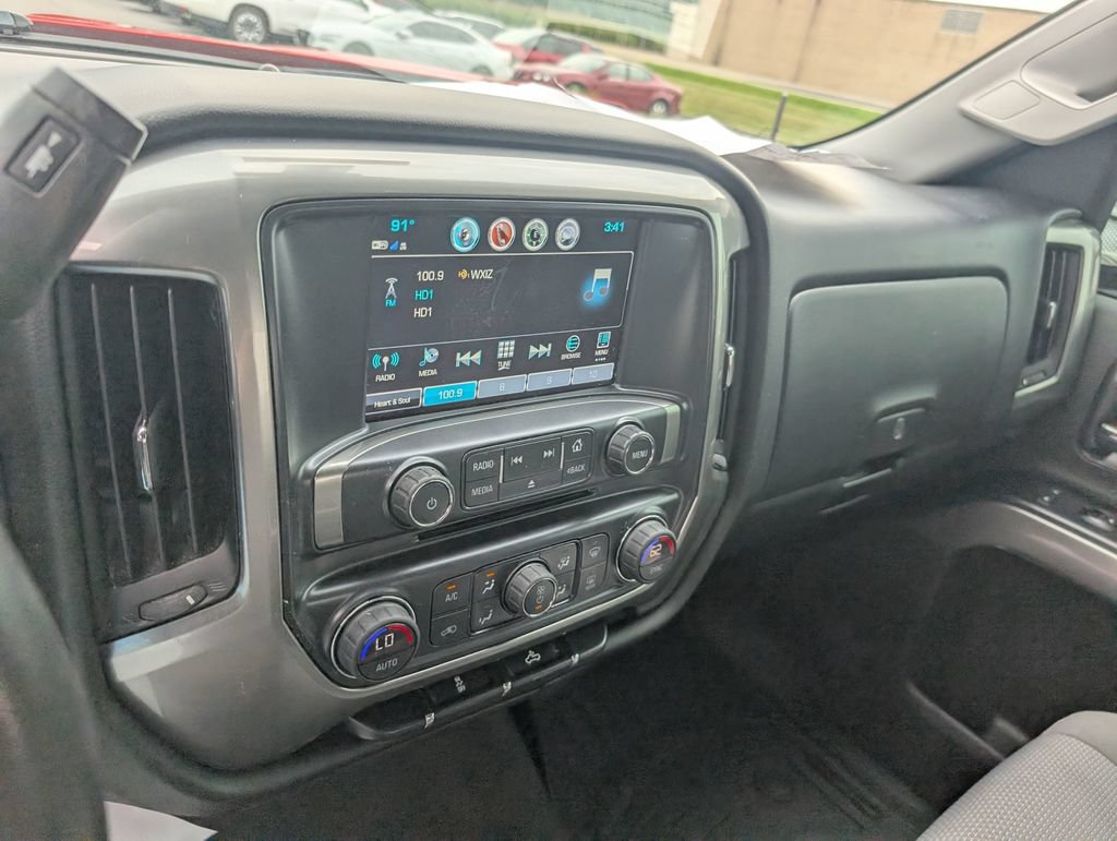 Used 2018 Chevrolet Silverado 1500 LT w/ All Star Edition AWD/4WD image 22