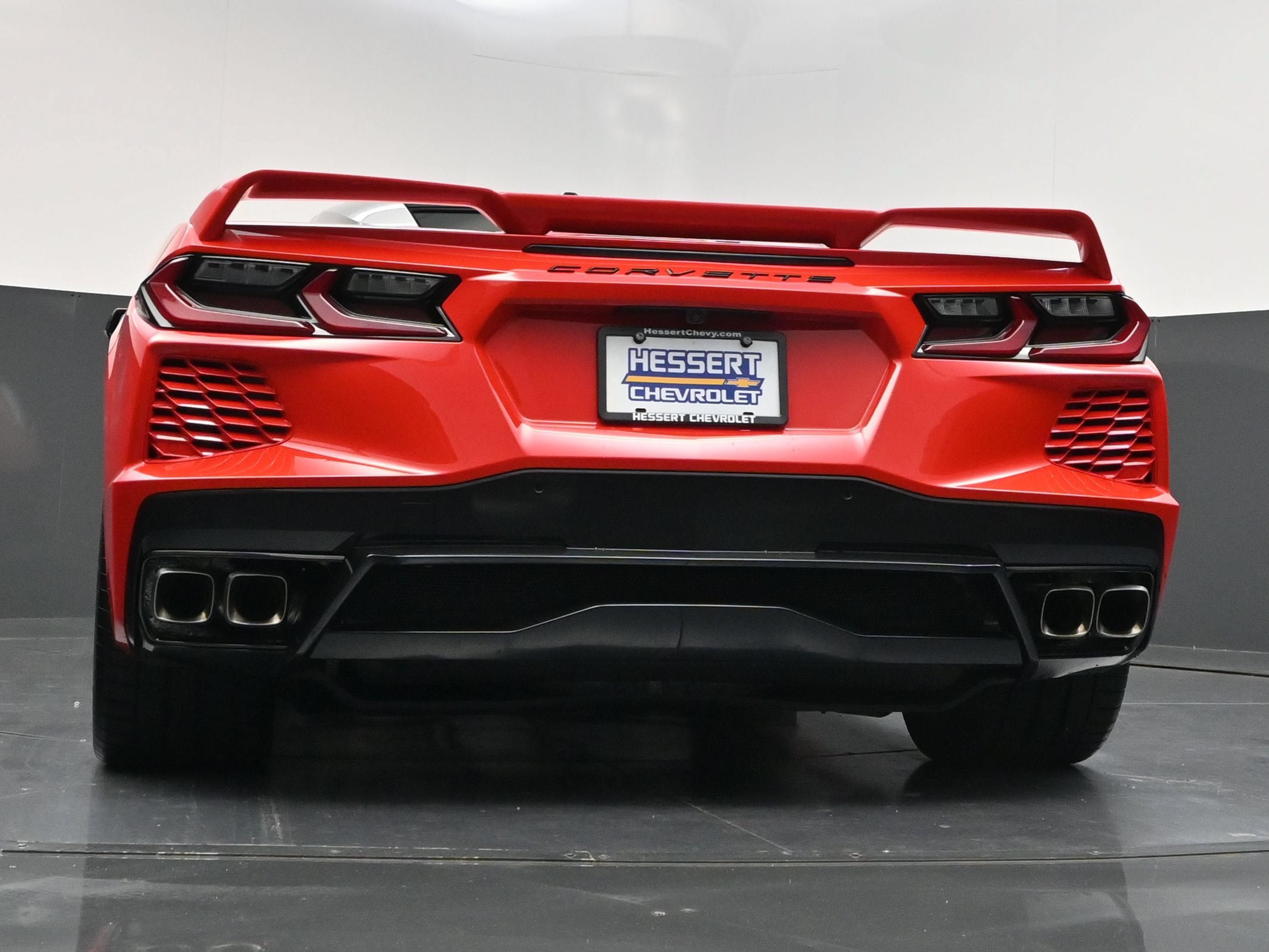 Used 2024 Chevrolet Corvette Stingray Premium Conv w/ Z51 Performance Package RWD image 44