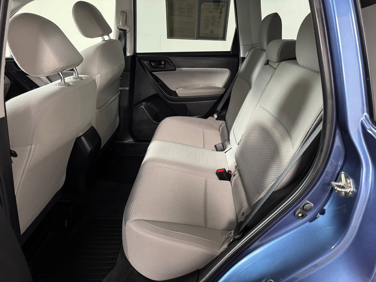 Used 2018 Subaru Forester 2.5i Premium AWD/4WD image 16