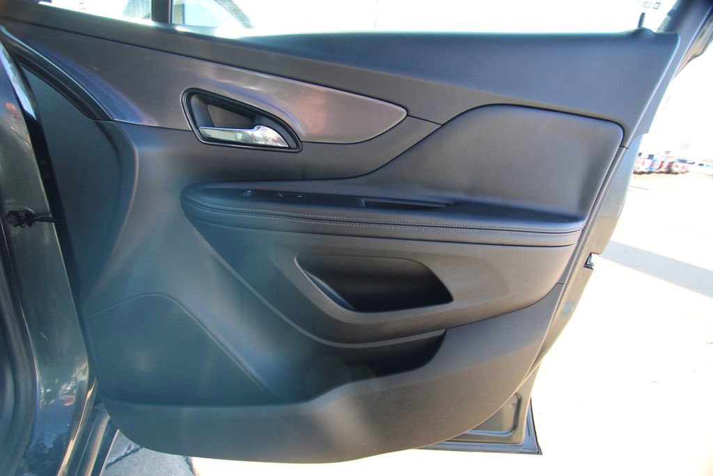 Used 2018 Buick Encore Preferred image 35