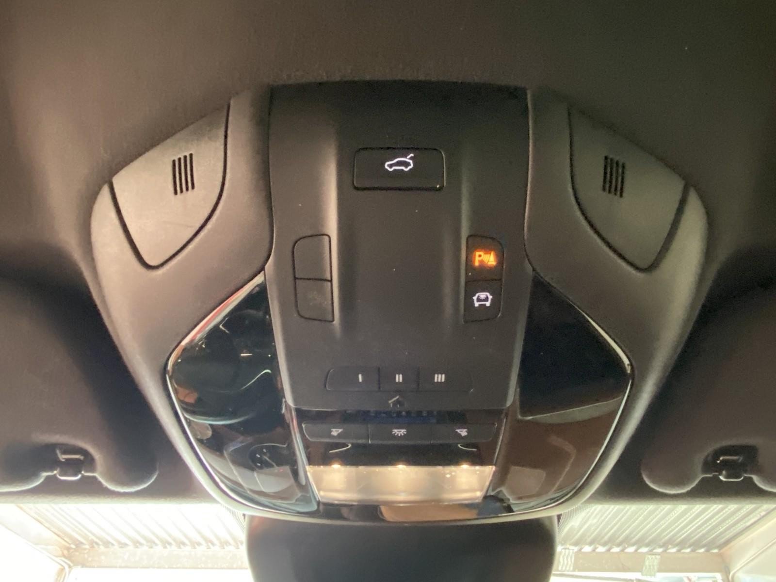 Used 2019 Maserati Levante AWD/4WD image 25