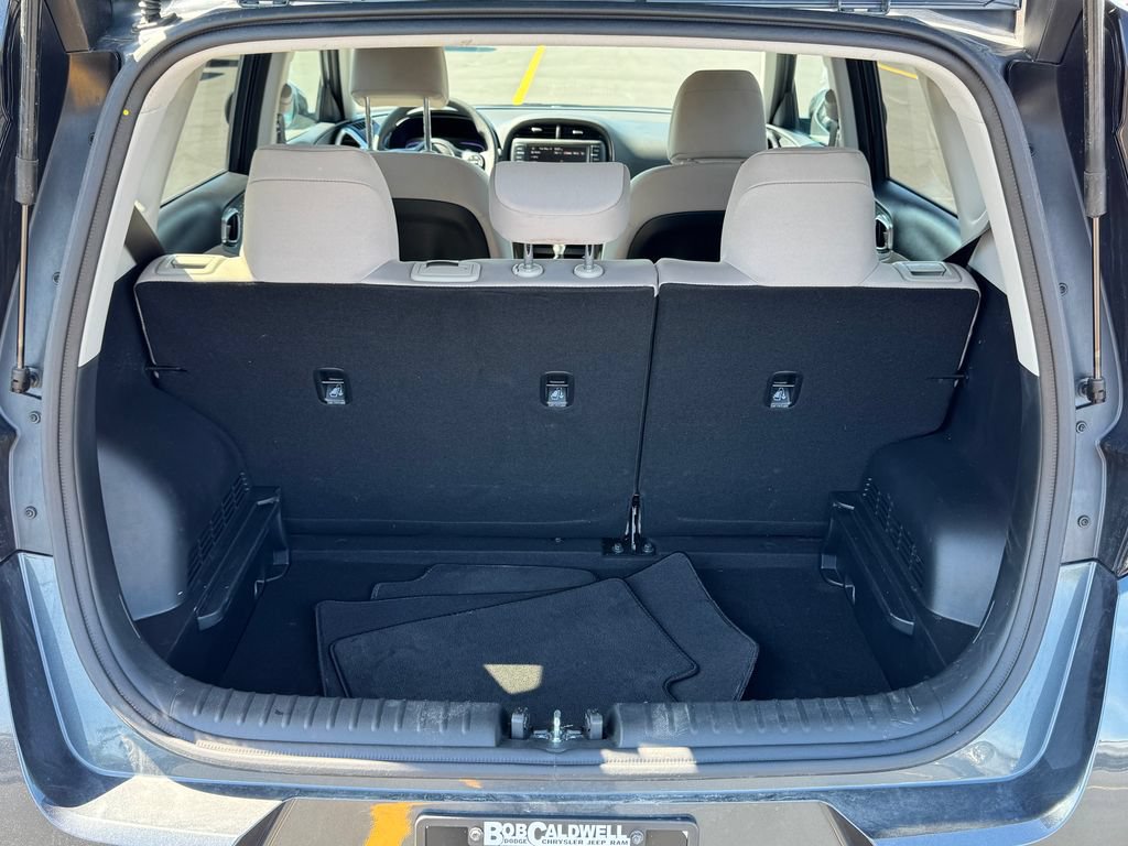 Used 2025 Kia Soul LX w/ LX Technology Package FWD image 14