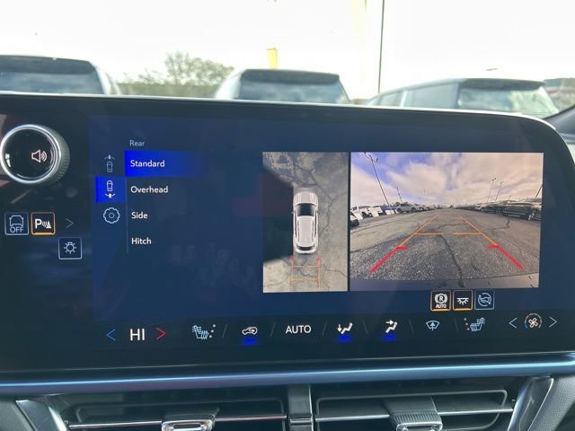 New 2026 Chevrolet Equinox EV LT image 22