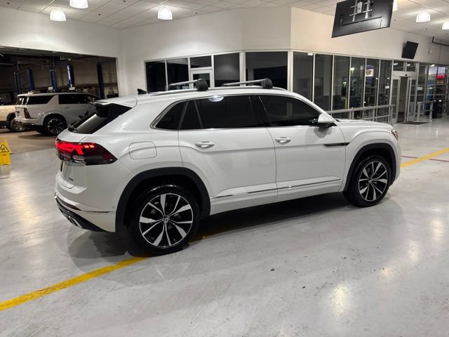 Used 2026 Volkswagen Atlas Cross Sport SEL Premium R-Line AWD/4WD image 9