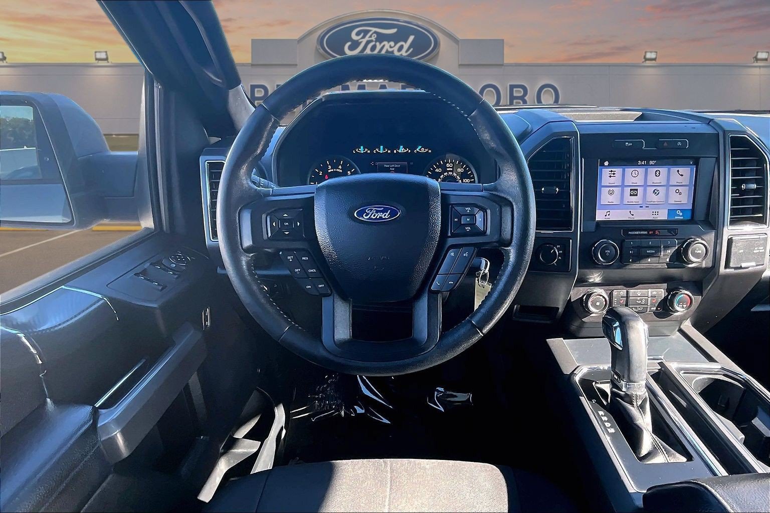 Used 2019 Ford F150 XLT w/ Equipment Group 302A Luxury AWD/4WD image 5