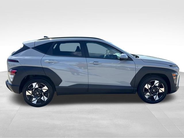 Used 2025 Hyundai Kona SEL image 11