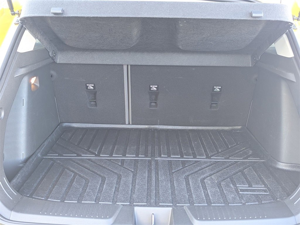 Used 2024 Chevrolet Trax ACTIV w/ Sunroof Package image 25