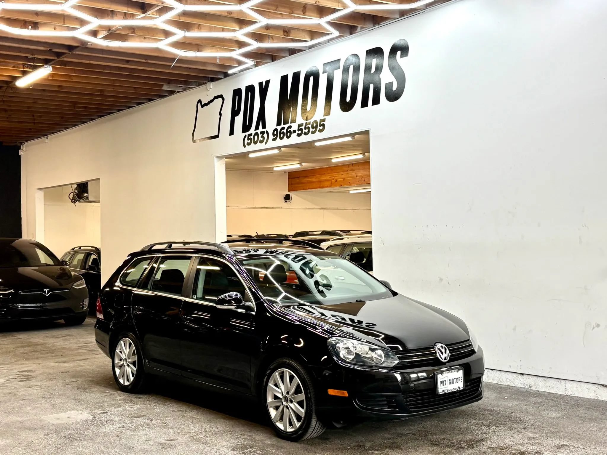 Used 2012 Volkswagen Jetta TDI FWD image 1