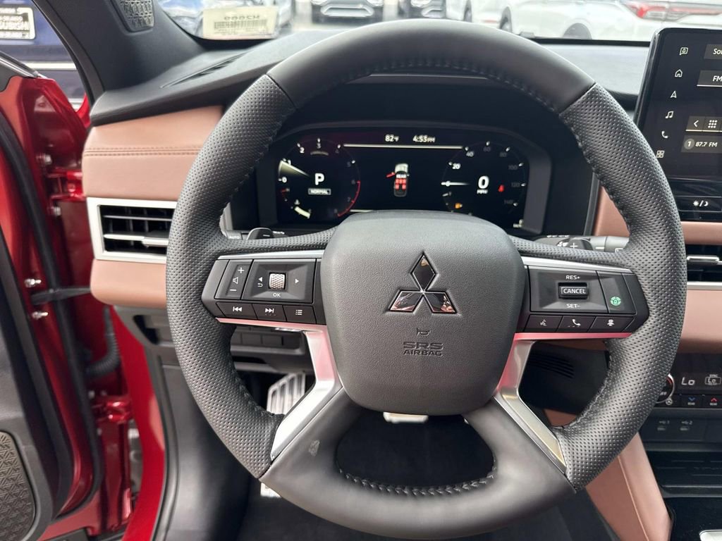 New 2026 Mitsubishi Outlander SEL image 42