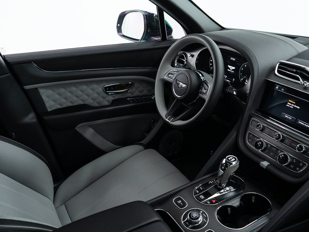 Certified 2022 Bentley Bentayga AWD/4WD image 30