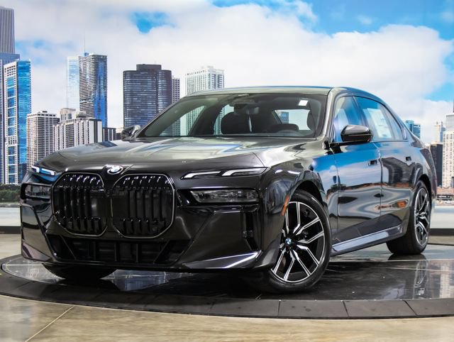 Used 2026 BMW 740i xDrive AWD/4WD image 2