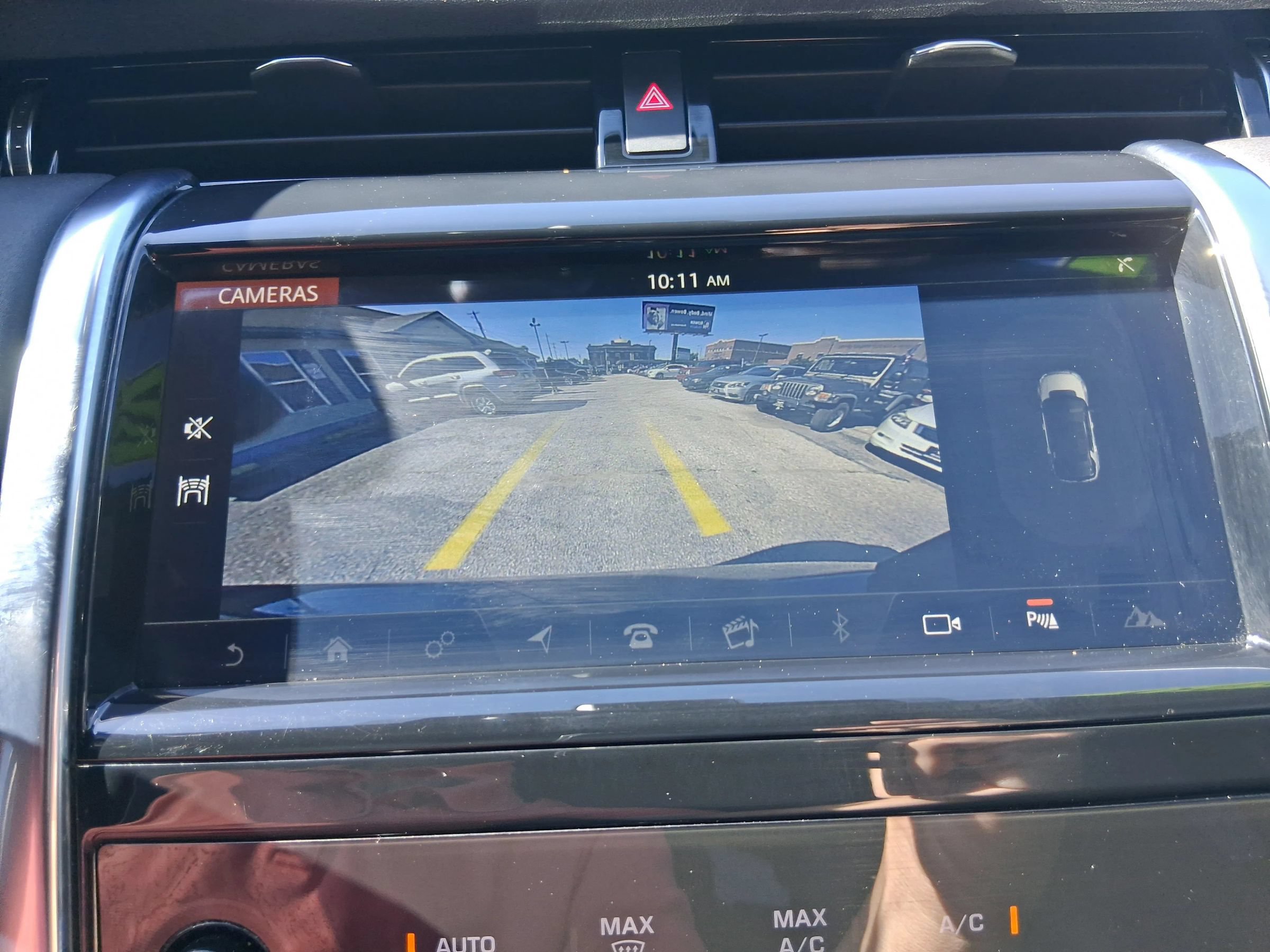 Used 2020 Land Rover Discovery Sport AWD/4WD image 19
