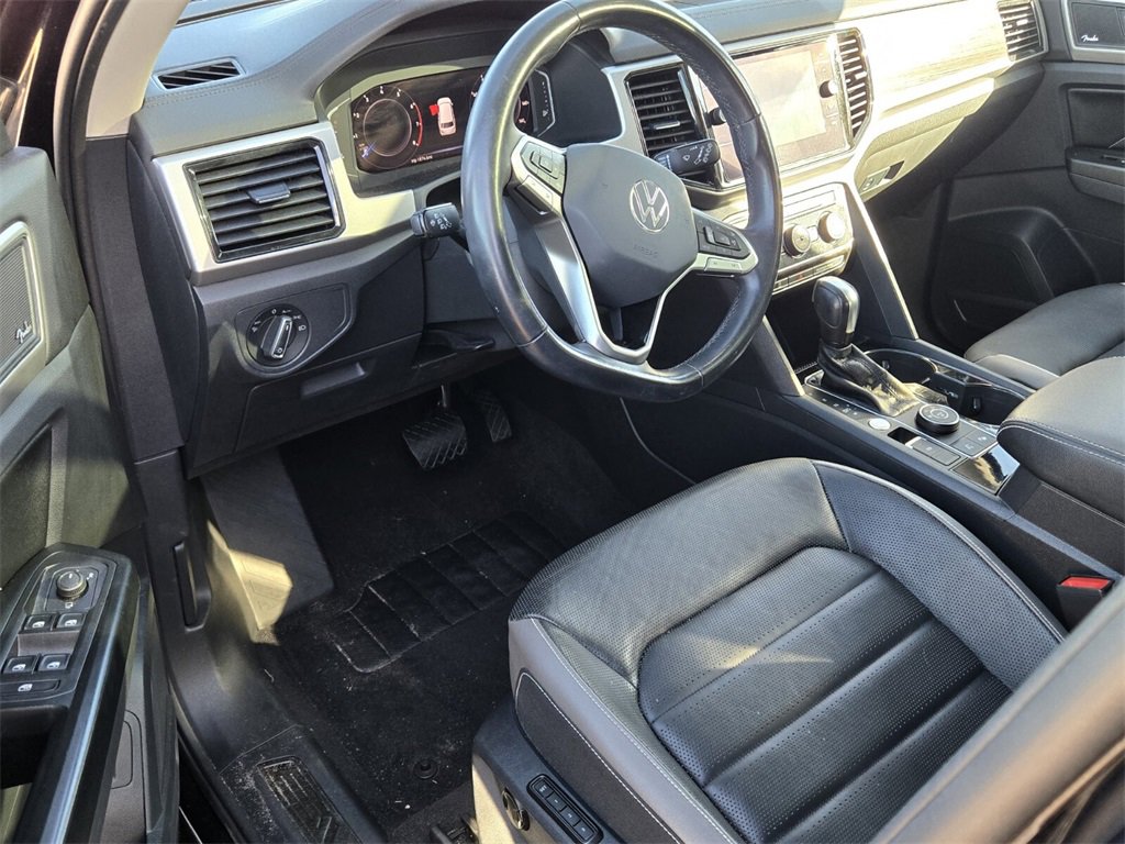 Used 2021 Volkswagen Atlas SEL Premium image 9