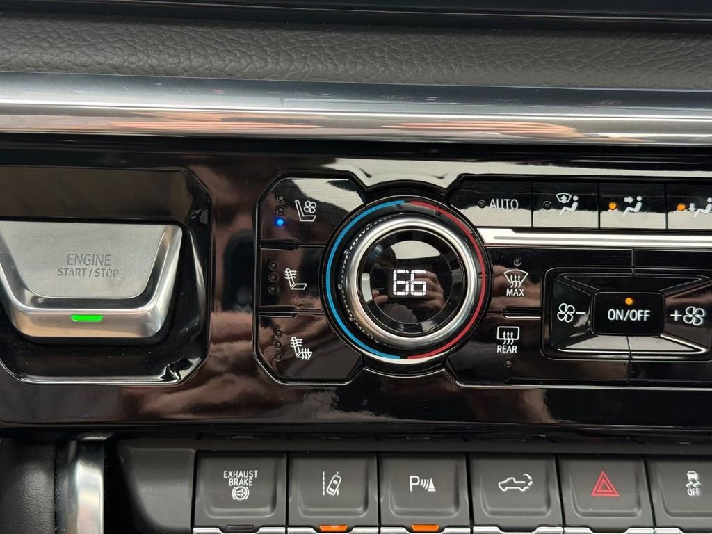 Used 2024 GMC Sierra 2500 Denali w/ Denali Reserve Package image 20