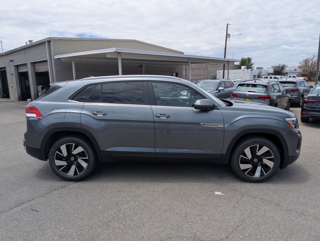 New 2025 Volkswagen Atlas Cross Sport SE image 4