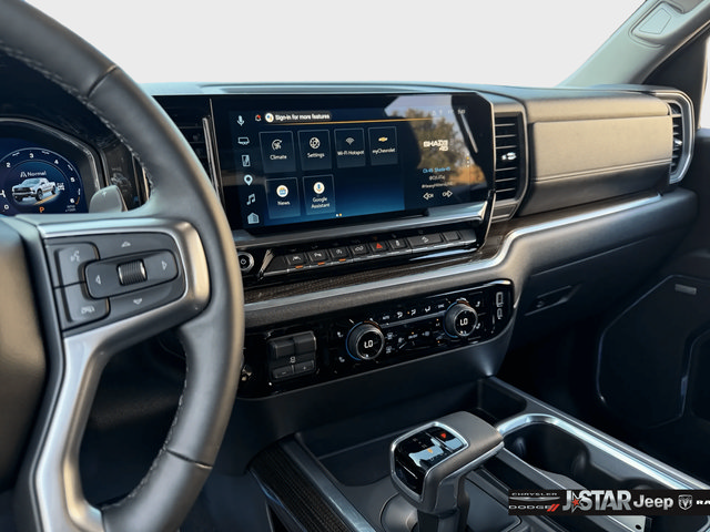 Used 2026 Chevrolet Silverado 1500 LT Trail Boss w/ LT Trail Boss Premium Package AWD/4WD image 18