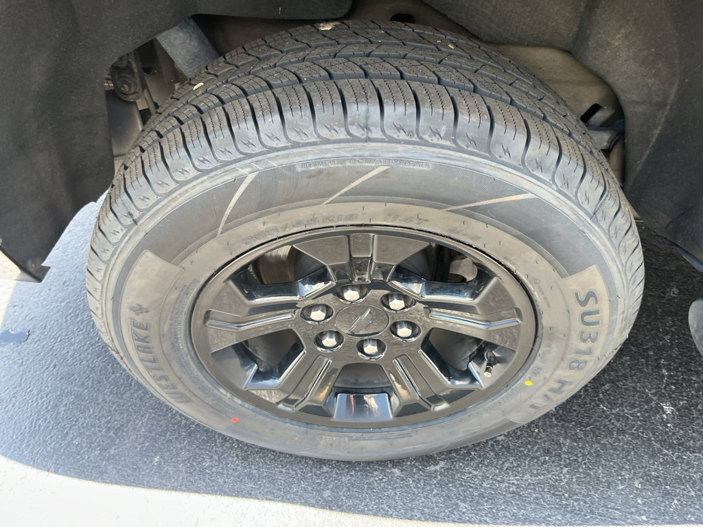 Used 2020 Chevrolet Tahoe LS AWD/4WD image 43