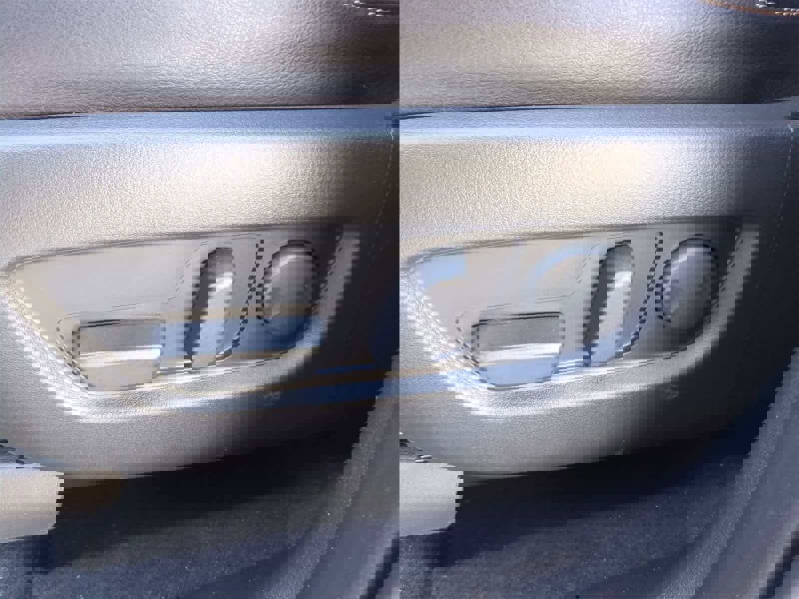 Used 2025 MAZDA CX-90 3.3 Turbo w/ Premium Sport Pkg image 16