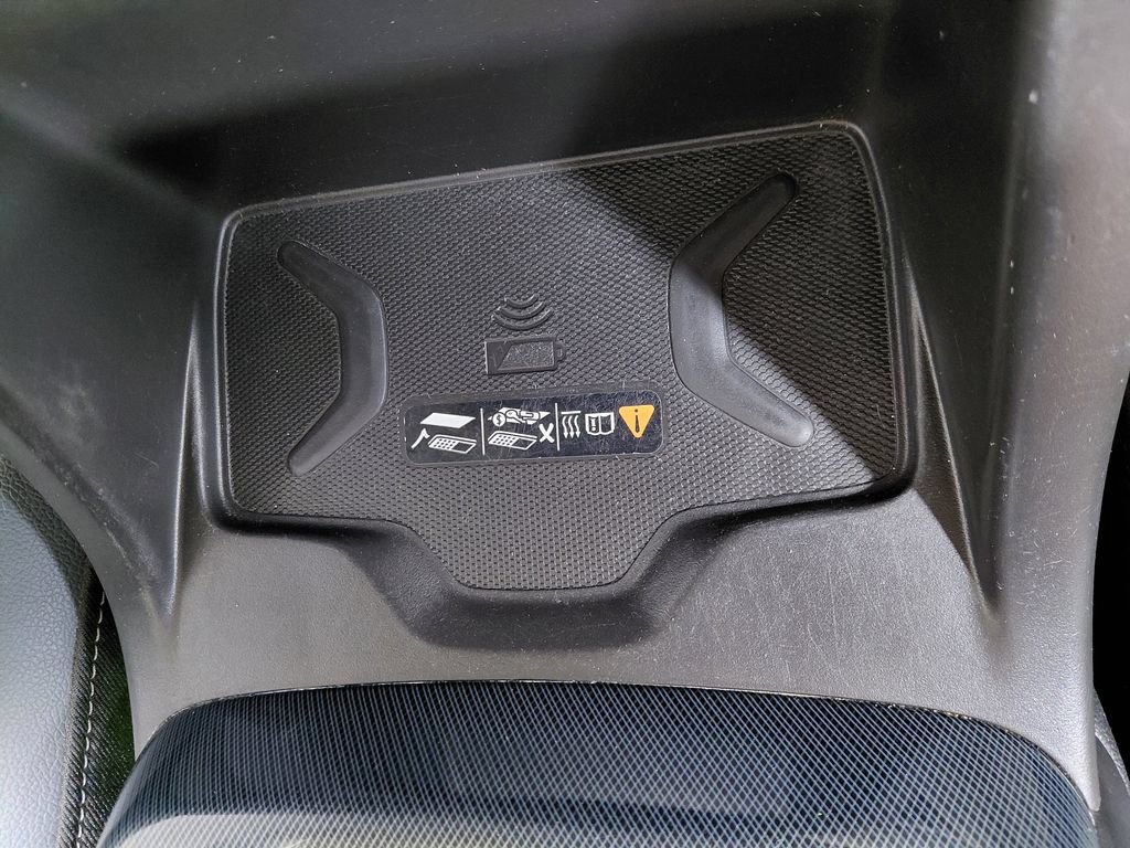 Used 2019 Chevrolet Colorado Z71 AWD/4WD image 7