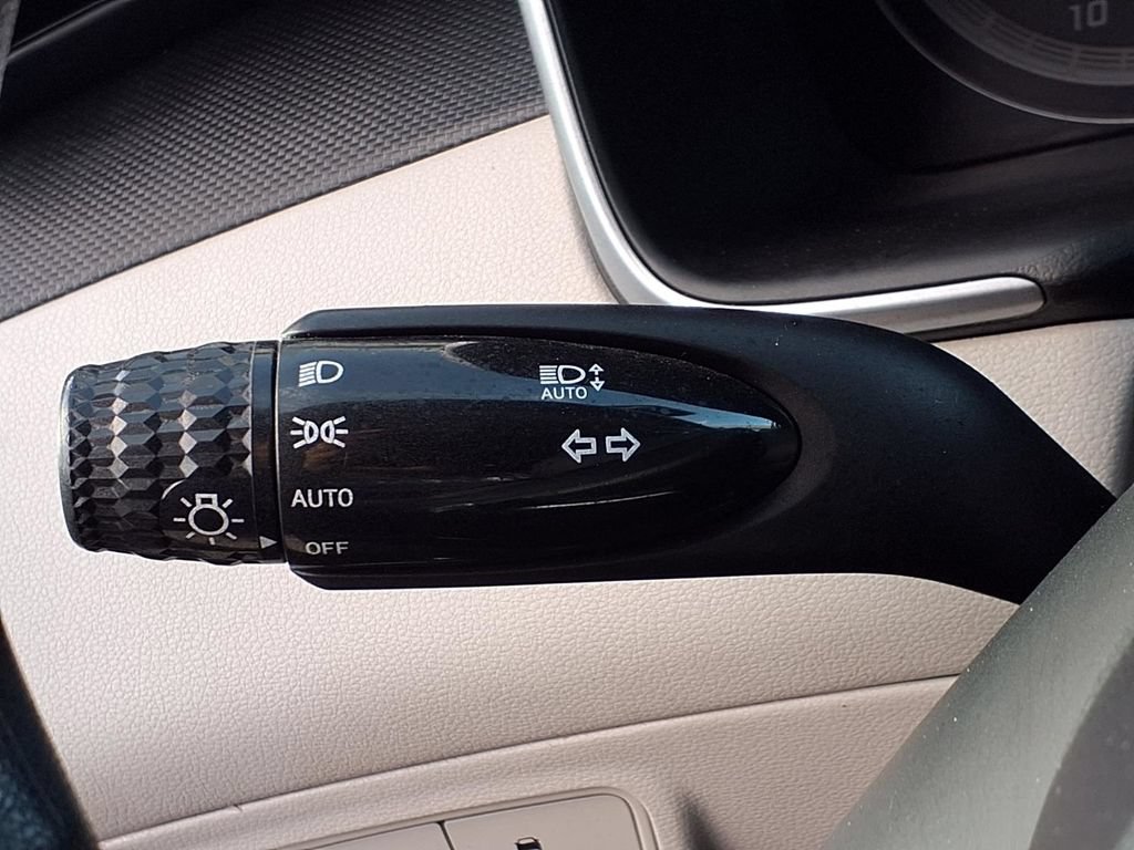 Used 2022 Hyundai Tucson Blue AWD/4WD image 13