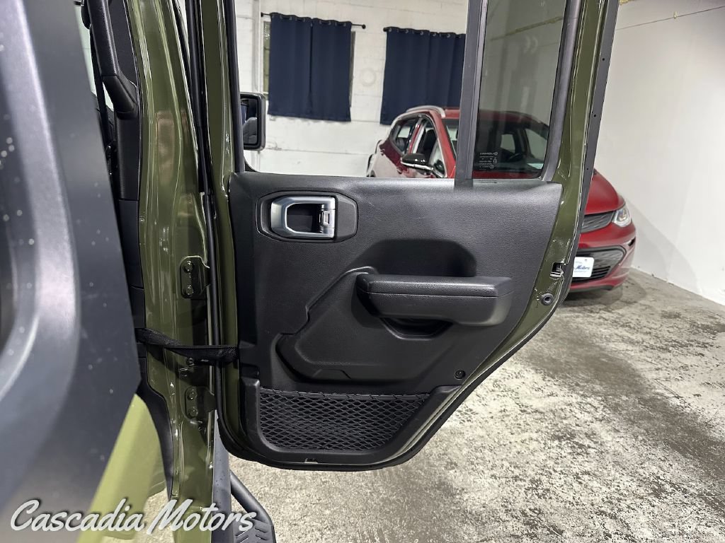 Used 2021 Jeep Wrangler Unlimited Sport AWD/4WD image 21