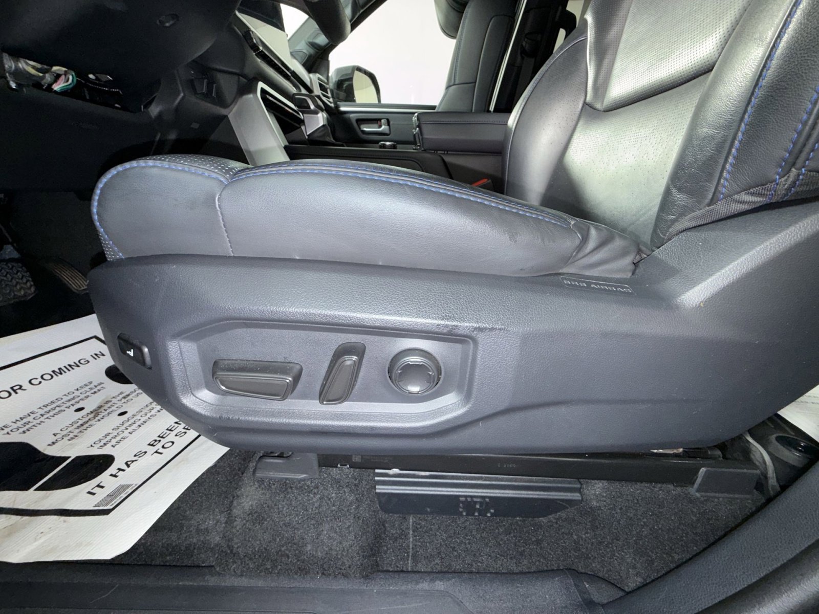 Used 2023 Toyota Tundra Platinum w/ Advanced Package AWD/4WD image 14