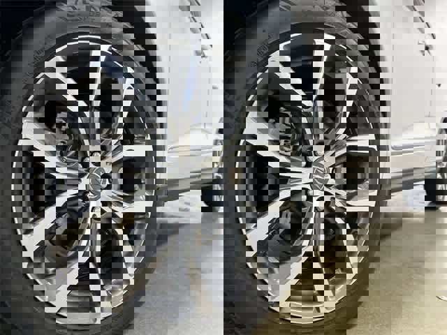 Used 2024 Acura MDX FWD w/ Technology Package image 29